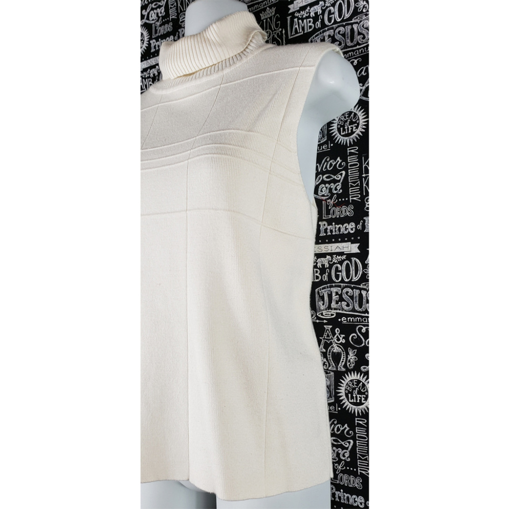 Christopher & Banks Turtle Neck Sleeveless Sweater - Picture 4 of 6